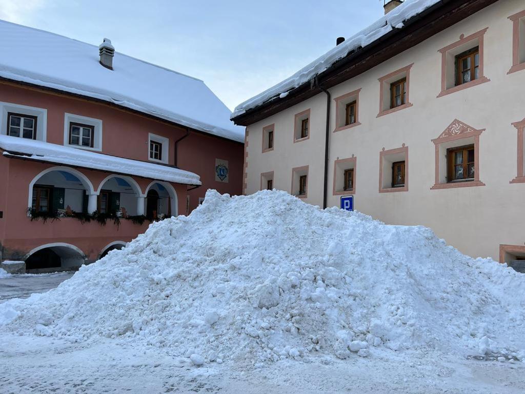 Chasa Engadina Appartement Sent Buitenkant foto