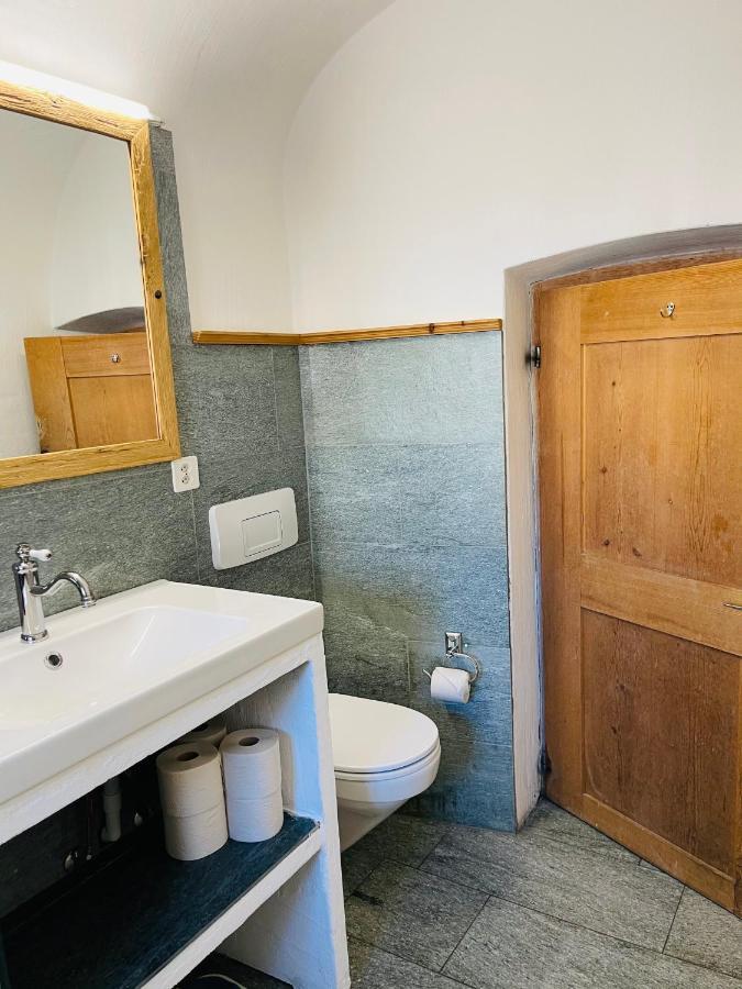 Chasa Engadina Appartement Sent Kamer foto