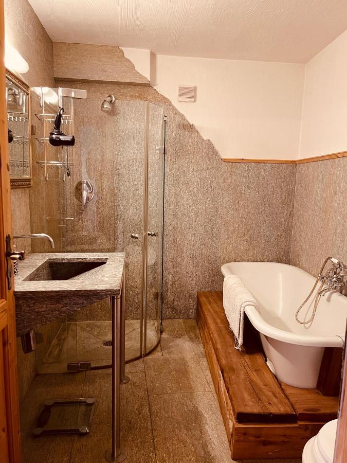Chasa Engadina Appartement Sent Buitenkant foto