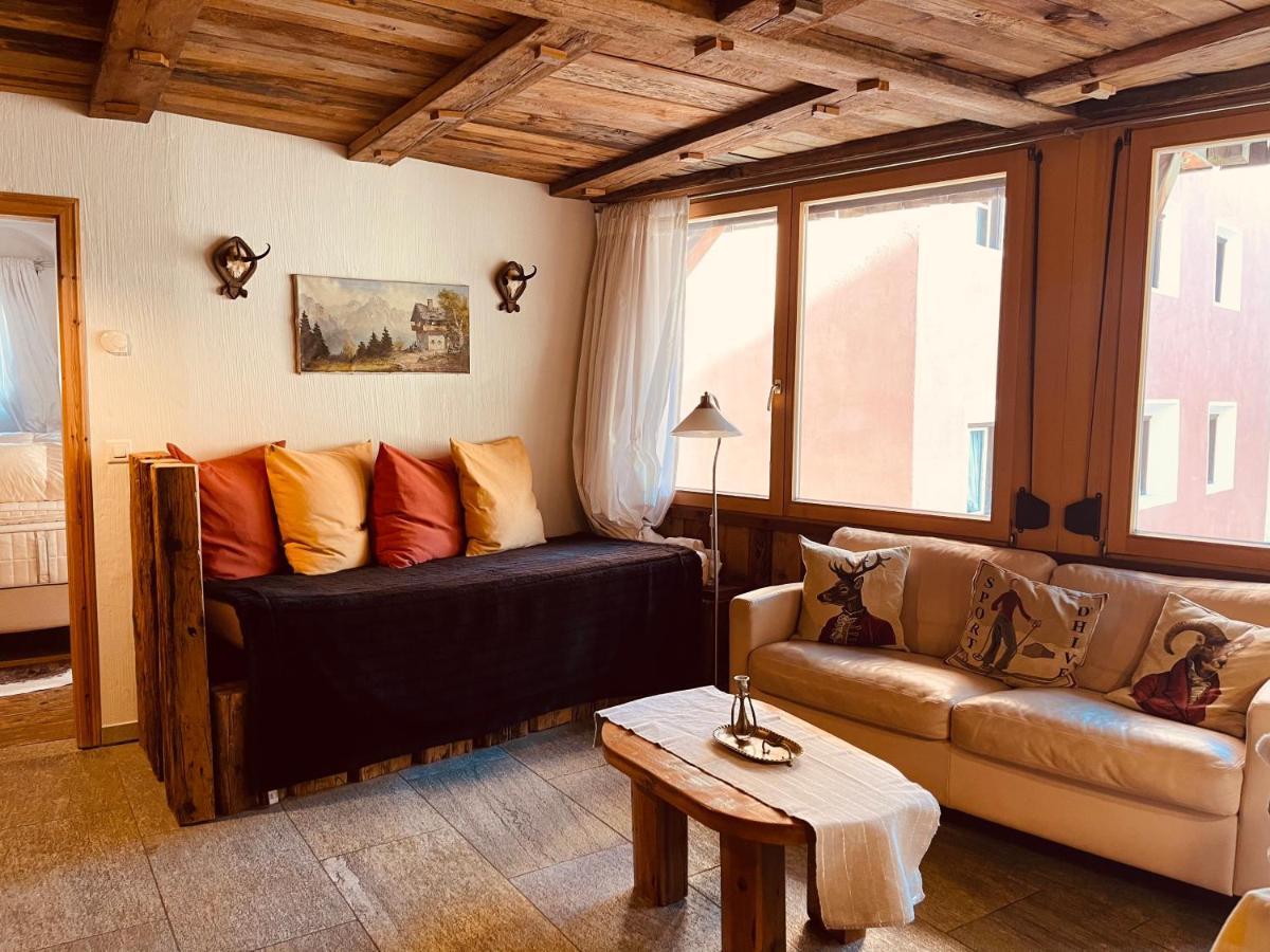 Chasa Engadina Appartement Sent Buitenkant foto