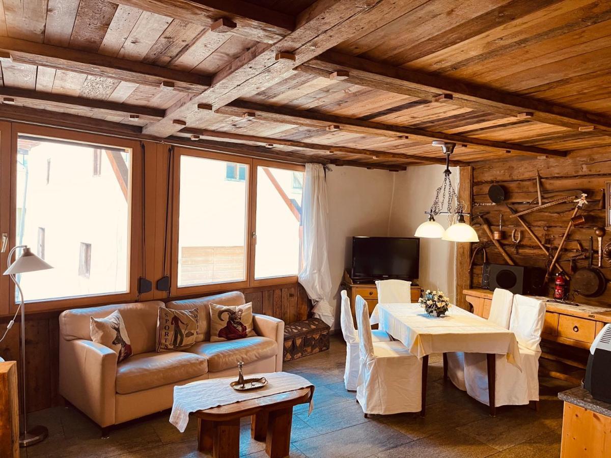 Chasa Engadina Appartement Sent Buitenkant foto