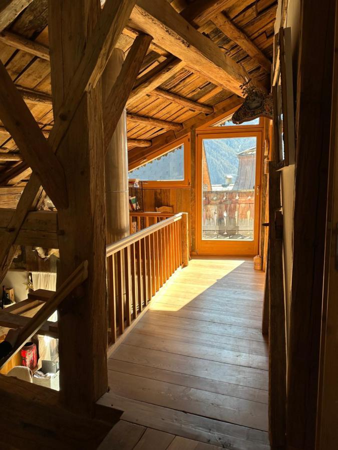 Chasa Engadina Appartement Sent Buitenkant foto