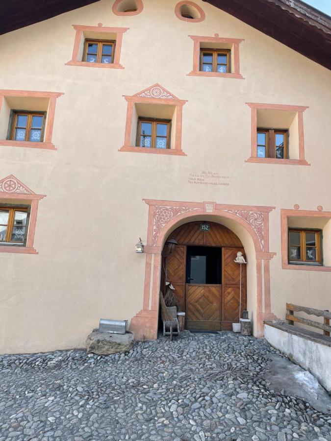 Chasa Engadina Appartement Sent Buitenkant foto